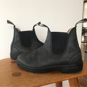 Blundstone Classic #587 Rustic Black Boot ( 5.5 AUS, US 8.5 WOMEN, US 6.5 MENS )